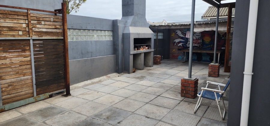 3 Bedroom Property for Sale in New Woodlands Western Cape